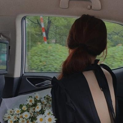 红色八爪女